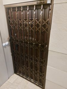 حفاظ آکاردئونی ۴ گل پرچ مخفی دوبل  تسمه ۲ سانتی - تصویر 2